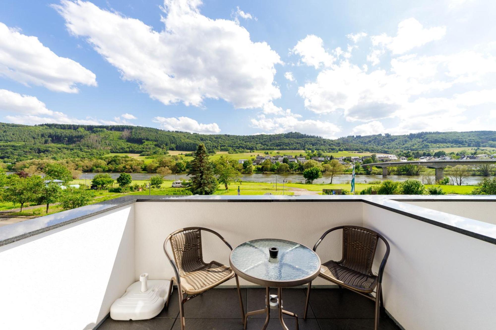 Vonmos Moselblick Apartments Kinheim Kültér fotó